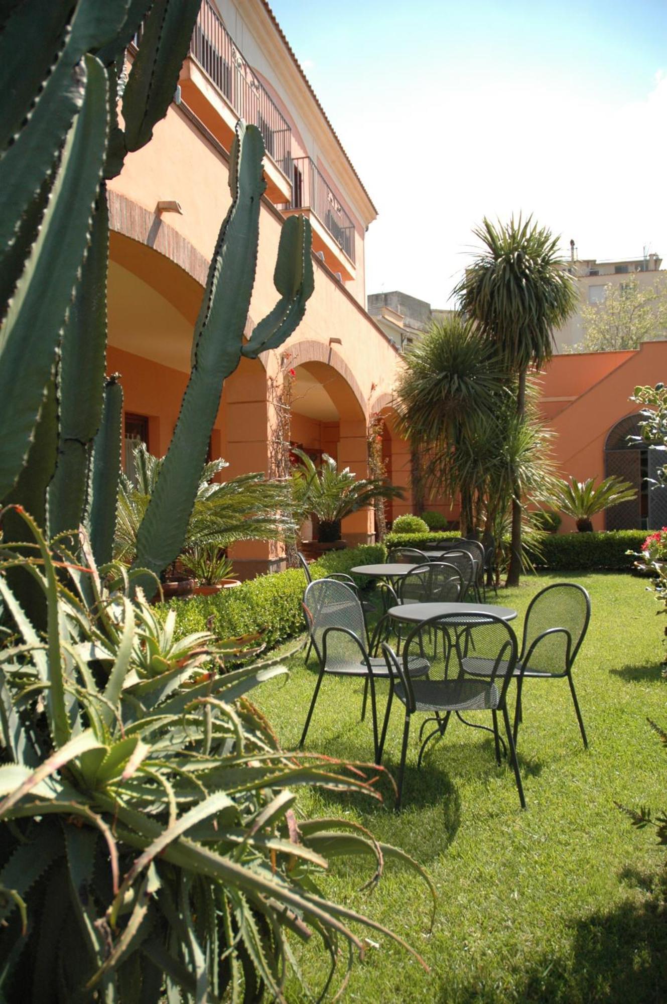 Hotel Locanda Dei Trecento Sapri Dış mekan fotoğraf