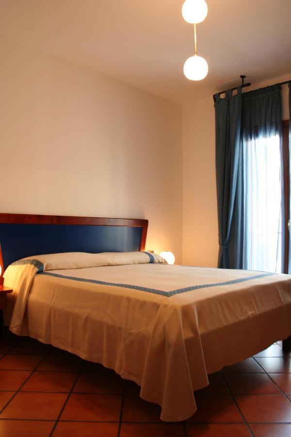 Hotel Locanda Dei Trecento Sapri Oda fotoğraf